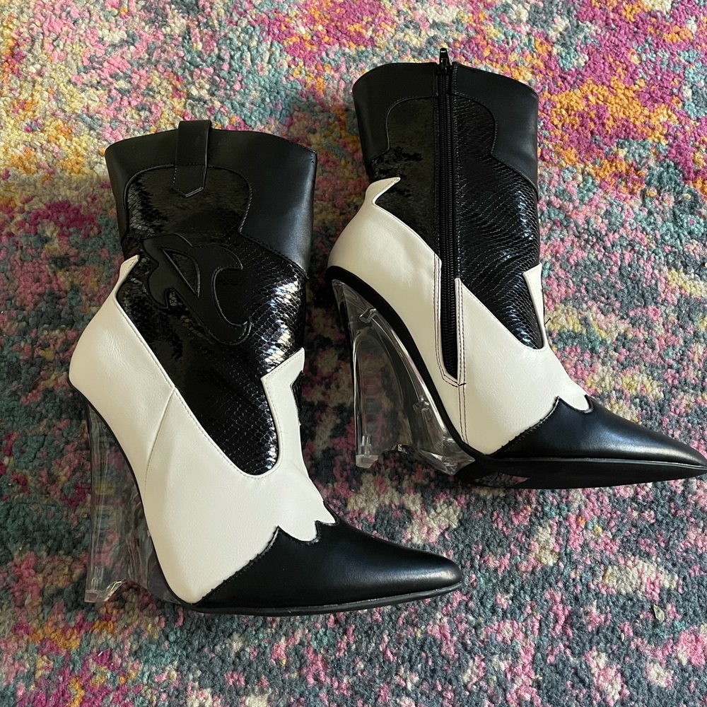 Dollskill White & Black Boots